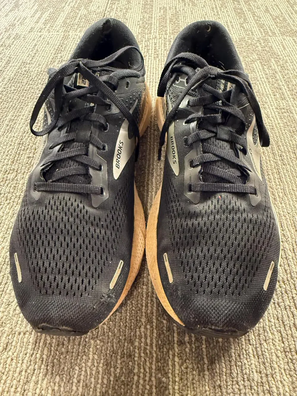 Brooks brand style